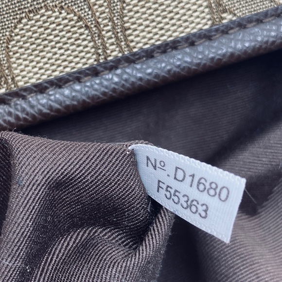 Coach F55363 Outline Signature Zip File Crossbody - Picture 12 of 12